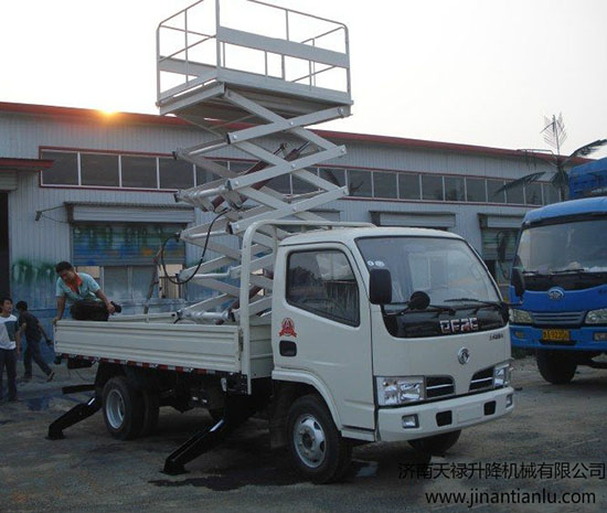 車載式升降機(jī)